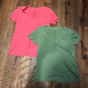 Gap pocket tees